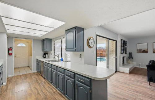 Luxury Retreat in Carrollton - Pool Patio & More - Foto 15