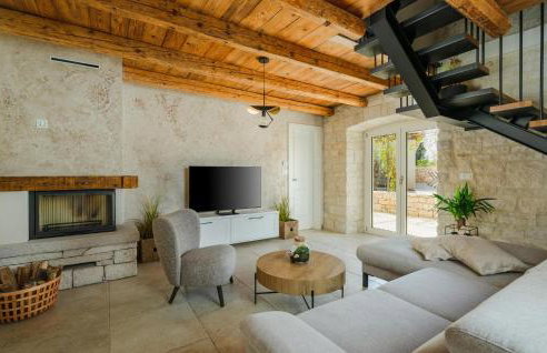 Nice Home In Zminj With Sauna - Photo 28