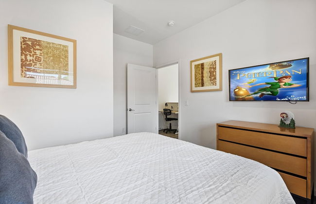 Private Hot Tub 3-bedroom 8 Miles From Disney - Photo 38