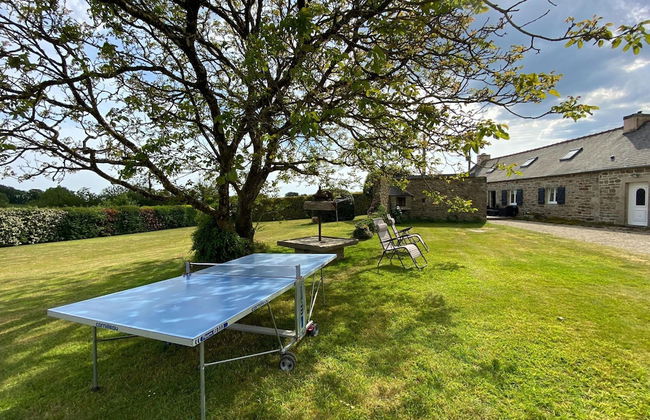 Holiday Home in Plogonnec Near Sandy Beaches - Foto 13