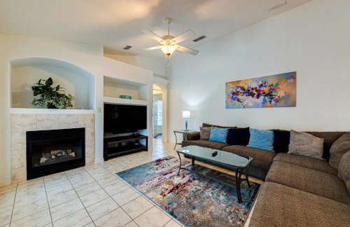 514 - Make Yourself at Home on our Private Pool Deck with Spa - Photo 34