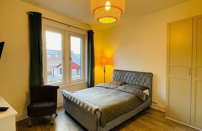 1 Bedroom Pet Friendly Apt Wd Free Wifi, Parking, Netflix & Pool Table. Sleeps 3 - Foto 2