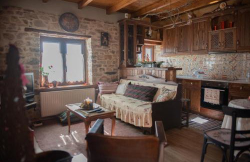 Το Πέτρινο της Γιαγιάς Μαρίκας - Foto 20