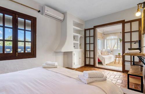 La IBICENCA & JACUZZI by XimoApartments - Photo 35