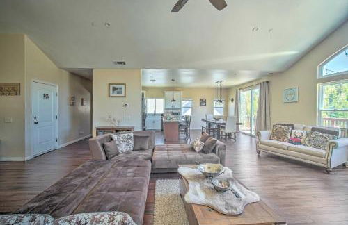 Lake Arrowhead Getaway with Decks and Game Room! - Foto 7