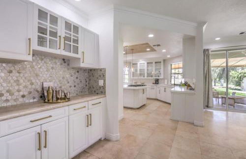 Golf Course Villa w Pool Spa Near the Strip - Foto 12