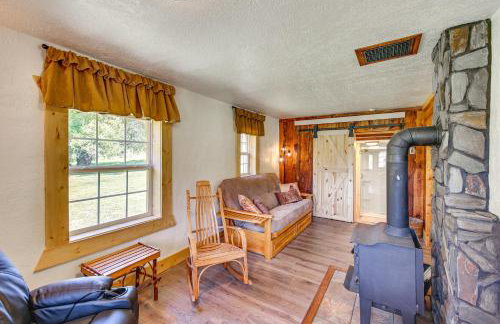 Remote Custer Cabin with Fire Pit and Near State Park! - Foto 4