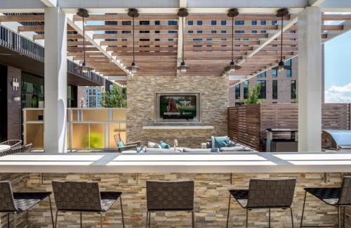 Bluebird Suites at Reston Town Center - Foto 49