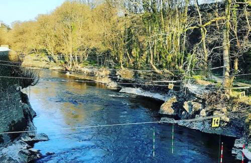 Selah Teifi spectacular river view with games room - Photo 1