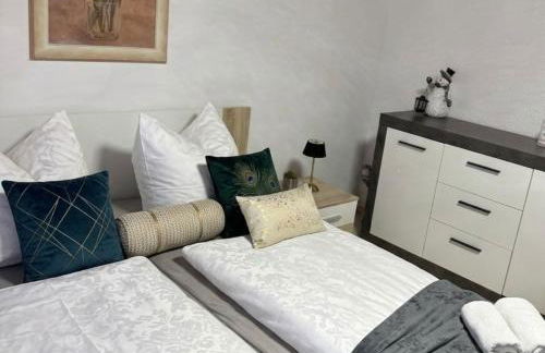 Wellness -Residenz Ehrhardt Urlaub mit Pool und Garten Ferienwohnung in Halberstadt - Foto 3