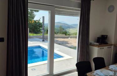 Mediterranean 5 rooms house with pool - Photo 14