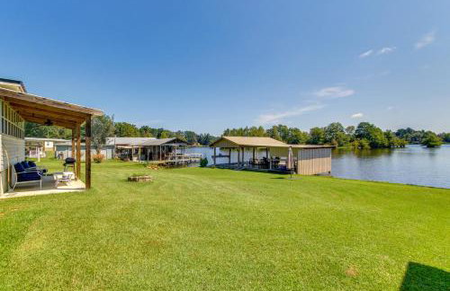 Private Dock + Fire Pit: Point A Lake Retreat! - Foto 3