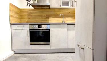 Flair-Apartments 'Apartment nähe Schlosspark', 300 m Bahnhof, Innenstadt Bad Salzuflen Stadtteil Schötmar, für Urlaub oder Geschäftsreise, separater Eingang, 24 Std Check-in,WLAN, Streaming-Fernseher, Küche, Regendusche, Doppelbett, 2 Schlafsofa - Foto 4