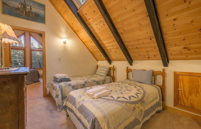 Musketeer by Avantstay Family Friendly Home In Tahoe Swiss Village! - Foto 5