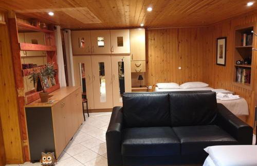 Stone Guesthouse - Foto 12