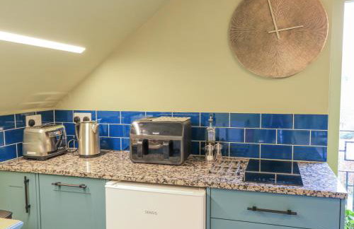 Golden Valley View - Photo 7