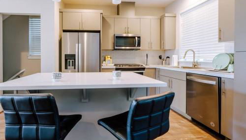 Modern Four Bedrooms House in Beaverton - Foto 5