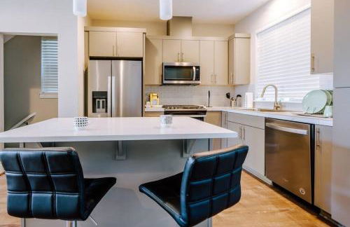 Modern Four Bedrooms House in Beaverton - Foto 5