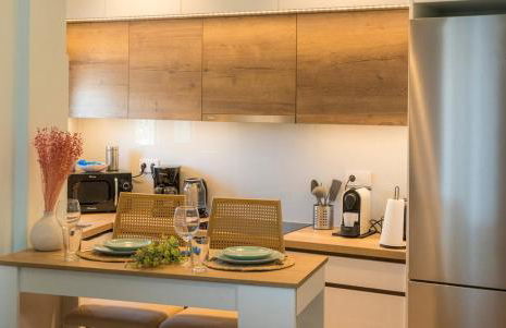 Highway Haven - Halandri - Foto 4