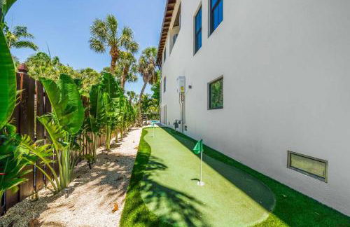 The Shore House - Photo 2