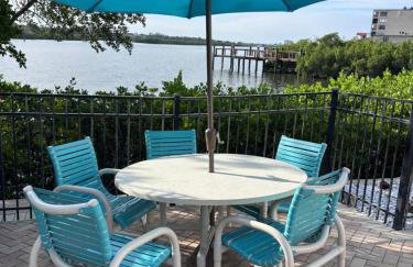 Oceanview - Heated Pool - Game Room - Steps to Beach - Sleeps 8 - Foto 18