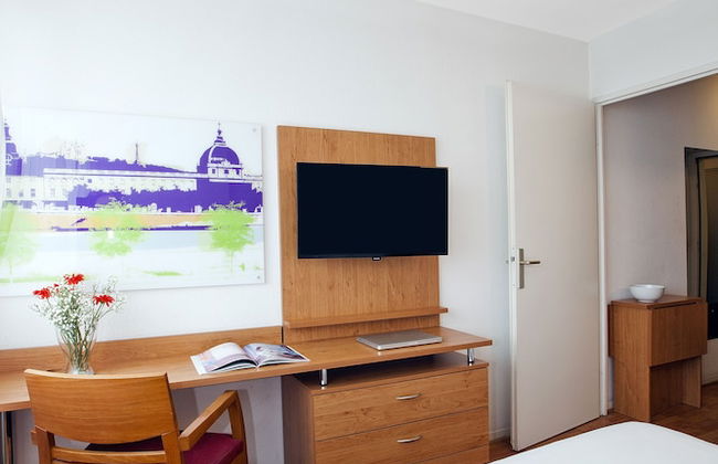 Séjours & Affaires Lyon Saint-Nicolas - Photo 5