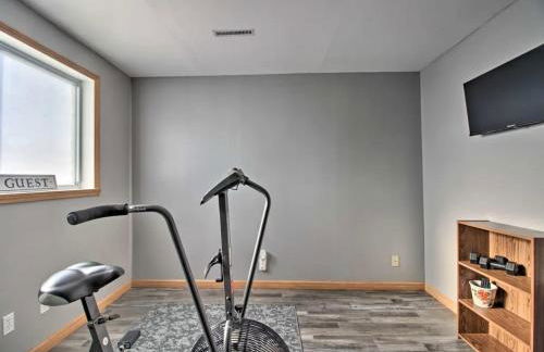 Welcoming West Fargo Retreat w Backyard - Foto 22