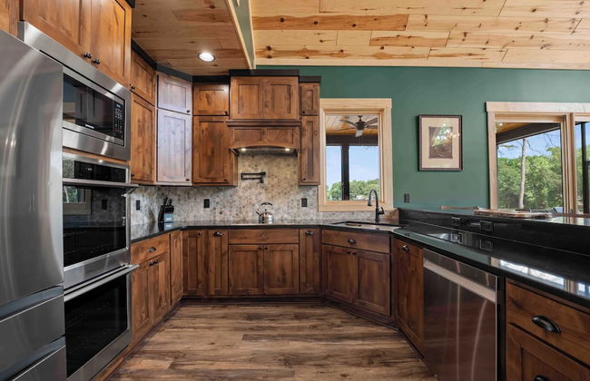 The Lodges Avantstay Lakefront, Sleeps 66 Pools, Docks, Theaters, Views - Foto 13