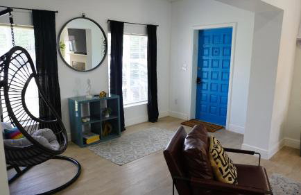 Charming Historic Home with Modern Comforts - Foto 21