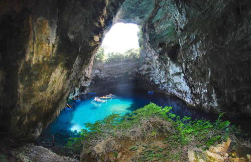 House of Hats - next to the coast - Karavomylos - Photo 29