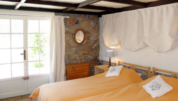 4 bedroom House in Forcalqueiret with private pool and garden - Photo 4, Bedroom