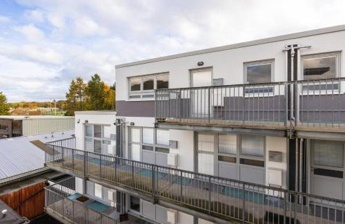 GuestReady - Modern home near Craigmillar area - Foto 16