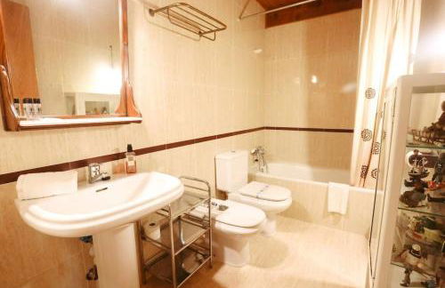 Casa Estela - Duplex by Cardi Suites - Foto 8