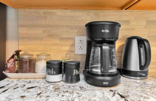 H Town Hideout SLPS 10 KingBD Fire Pit - Foto 21