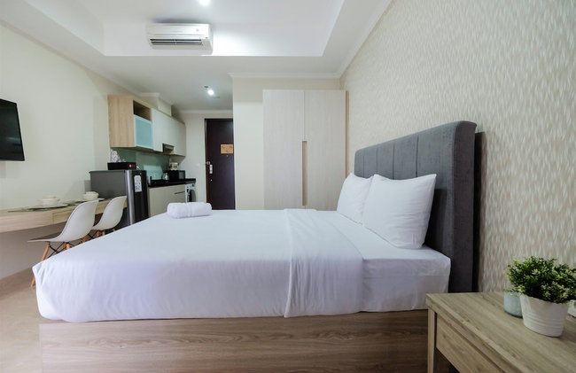 Minimalist Studio Menteng Park Apartment - Photo 8