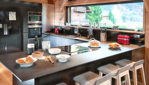 Chalet spacieux à Samoëns de 210 m² avec jacuzzi et jardin - Foto 3