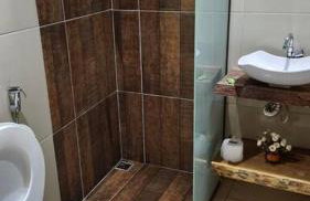 Casa Rústica de Madeira - Foto 14