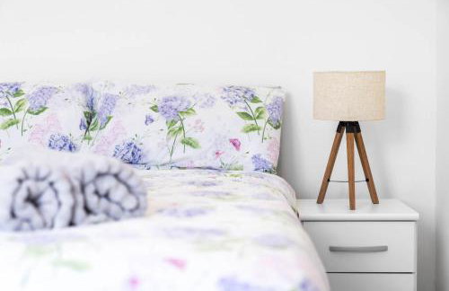 1 Bed Apartment Birmingham Resorts World NEC BHX - Foto 2