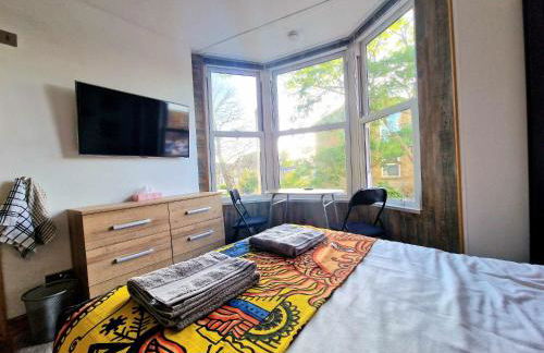 Beachside Bliss in Heart of Town - Foto 10