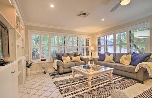 2 Mi to Beach! Oakland Park Home with Outdoor Oasis - Photo 6