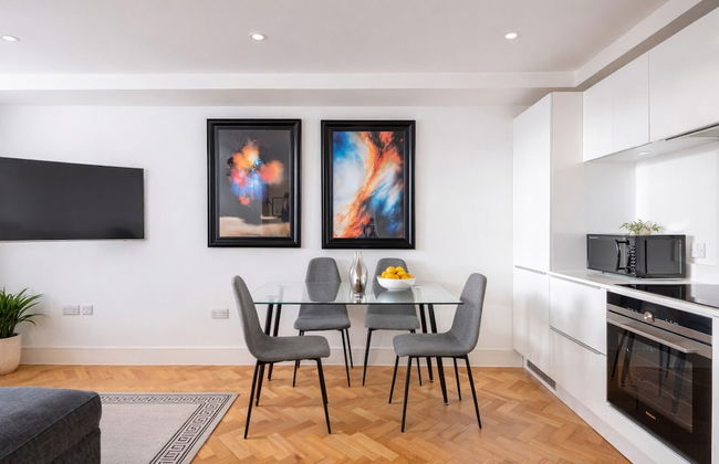 Parkway House - Photo 18