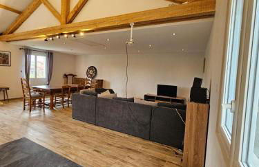 Large home for family or friends - Foto 18