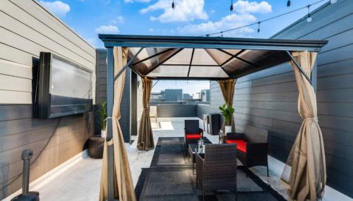 Cozy 3BR Luxury Townhome Near Uptown Skyline WFH Friendly - Foto 2