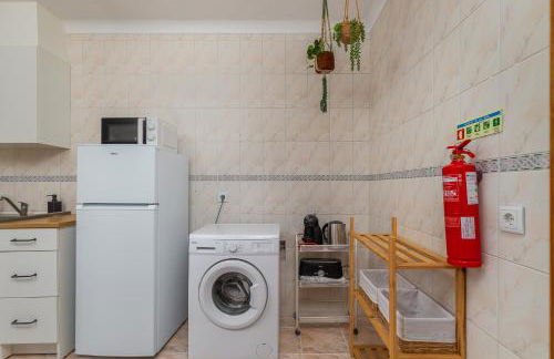 Sesimbra Cozy House BBQ & Terrace - MADA HOUSE's - Foto 17