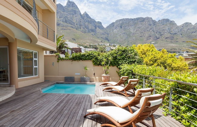 Bay Vista Villa - Photo 1