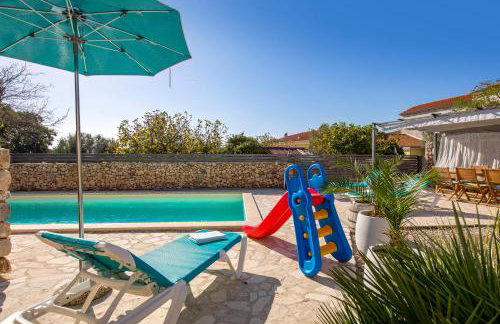 Apartments Villa Padrone with pool - perfect for families! - Photo 15