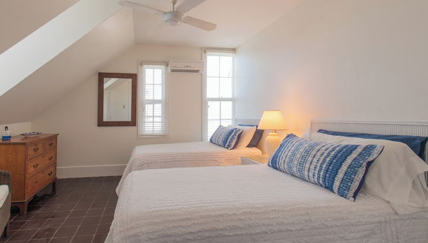 Captain'S Quarters: Restored Waterfront Home With Sunset Views - Foto 2, Habitación