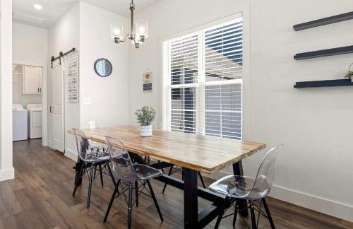 Downtown Flash-Half mi to Rogers Square-Sleeps 12 - Foto 9