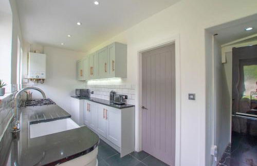 Sophisticated Home with Beautiful & Large Garden - Foto 9