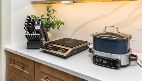 The Grand Iowan - Photo 3, stove